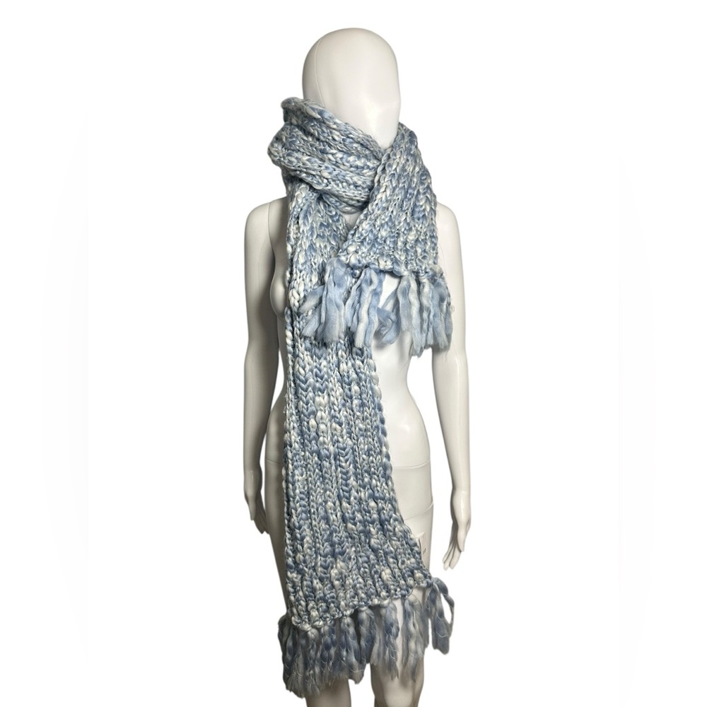 GAP Blue and White Knit Cable Scarf Fringe Large Wrap New